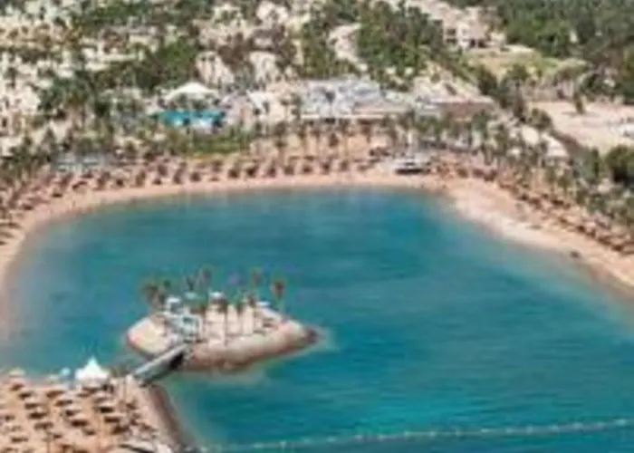 Mirage Bay Mina Land & Aquapark
