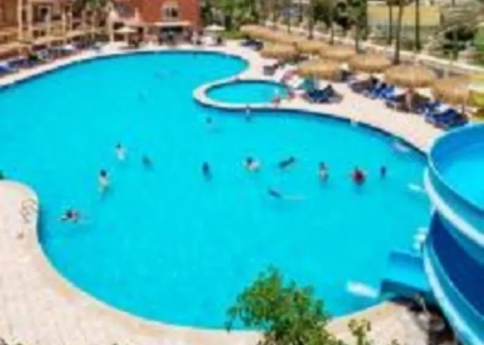 Mirage Bay Mina Land & Aquapark الغردقة